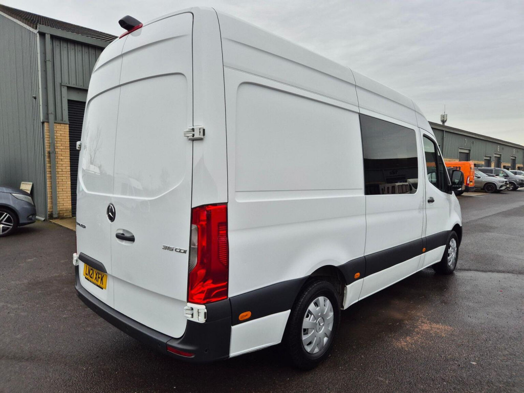 MERCEDES-BENZ SPRINTER