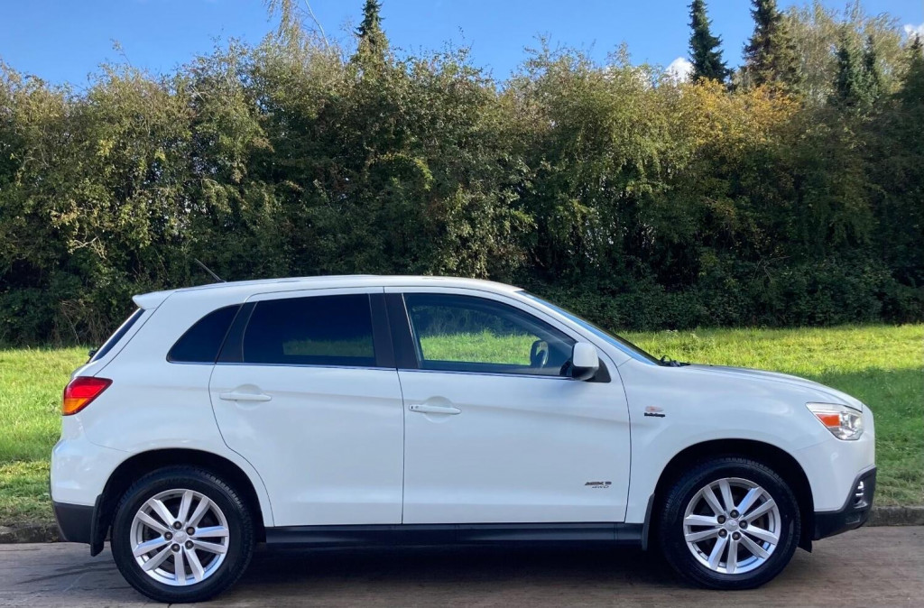 MITSUBISHI ASX
