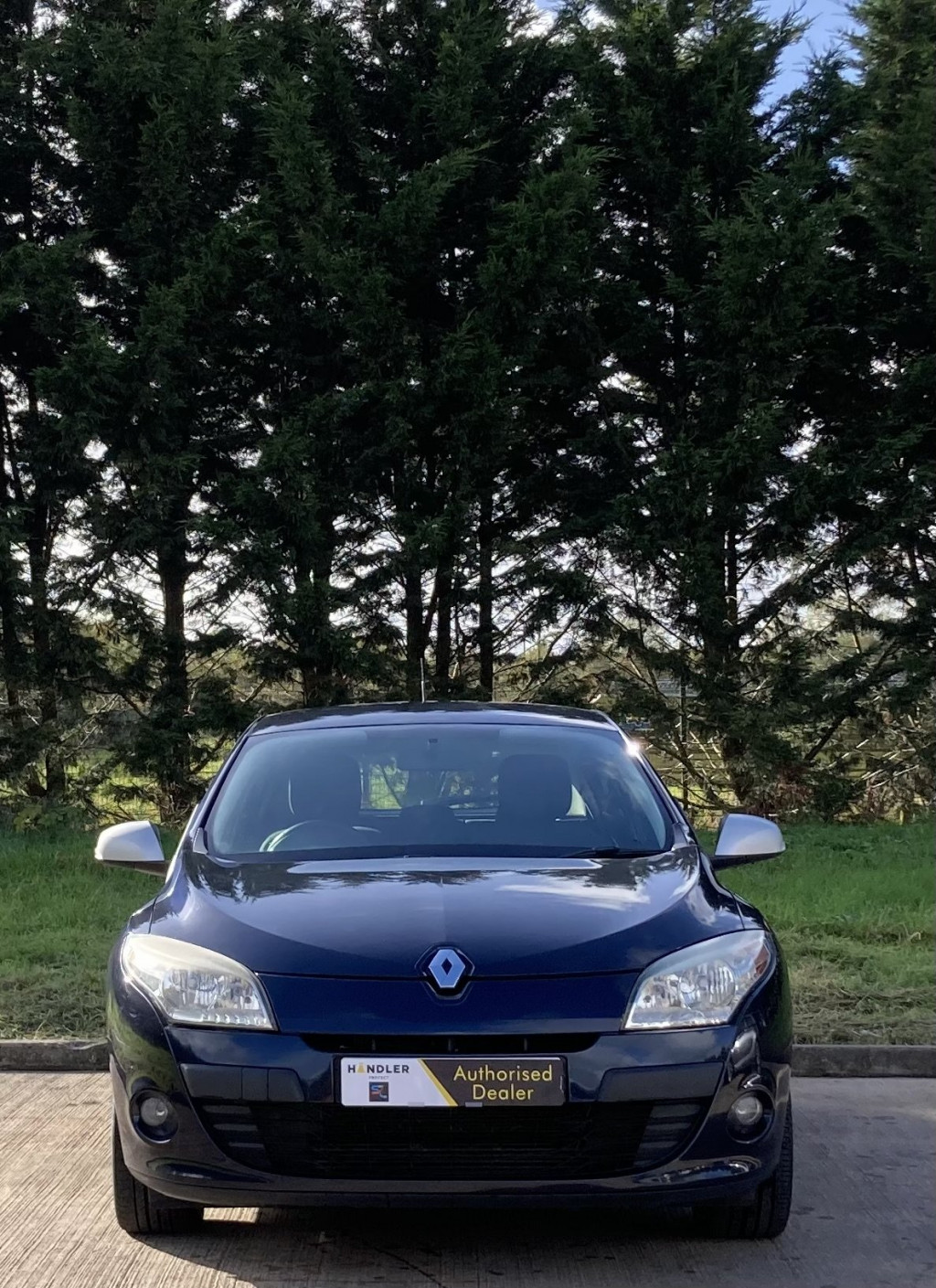 View RENAULT MEGANE 1.5 dCi I-Music