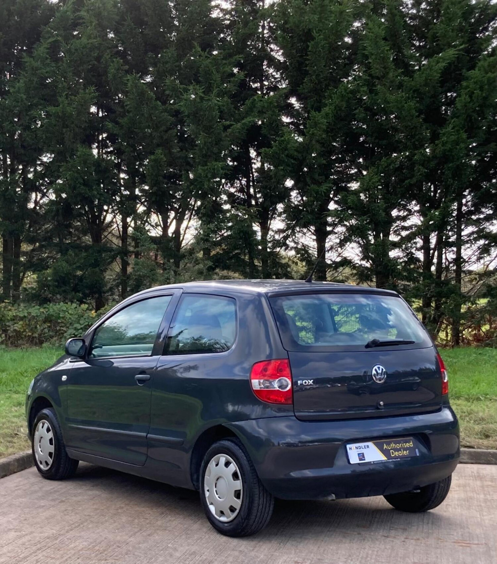 VOLKSWAGEN FOX