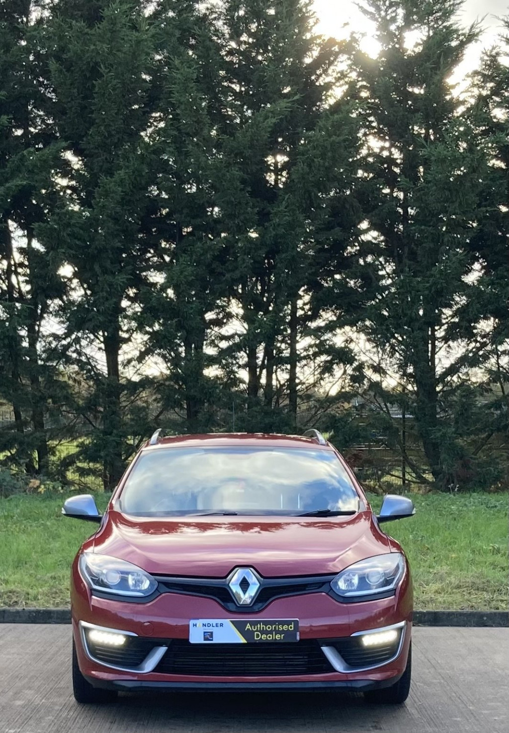 View RENAULT MEGANE 1.6 GT Line TomTom Energy dCi 130 Stop & Start