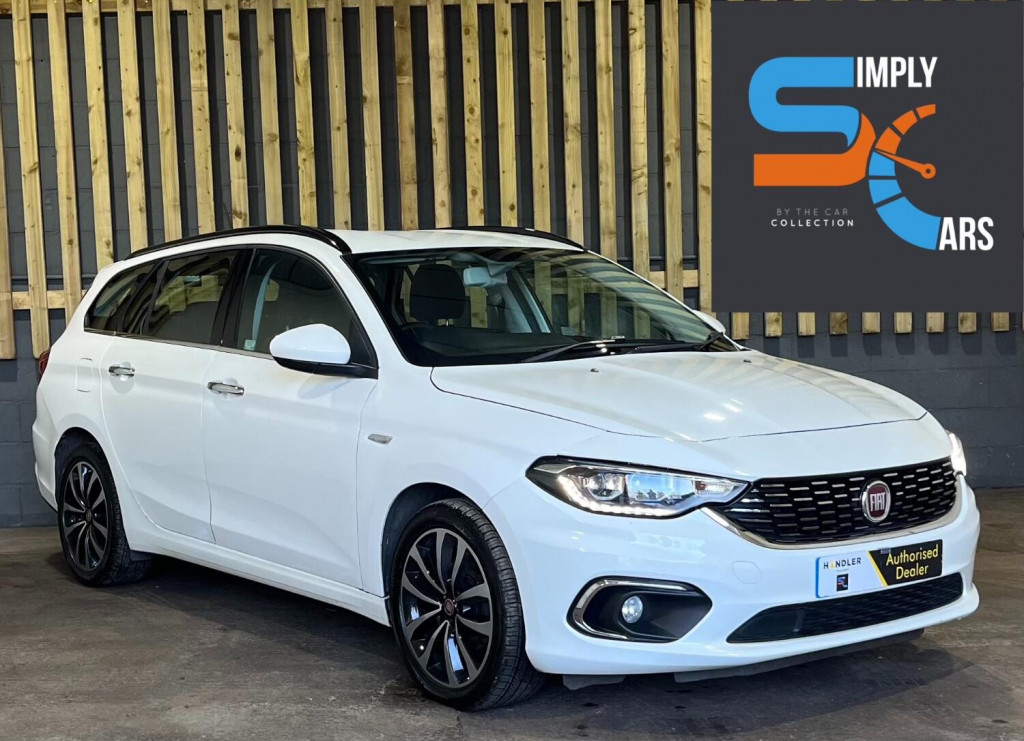 View FIAT TIPO 1.6 Tipo Station Wagon 1.6 Multijet 120hp Lounge