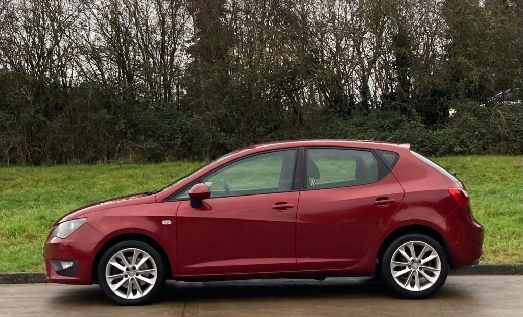 SEAT IBIZA