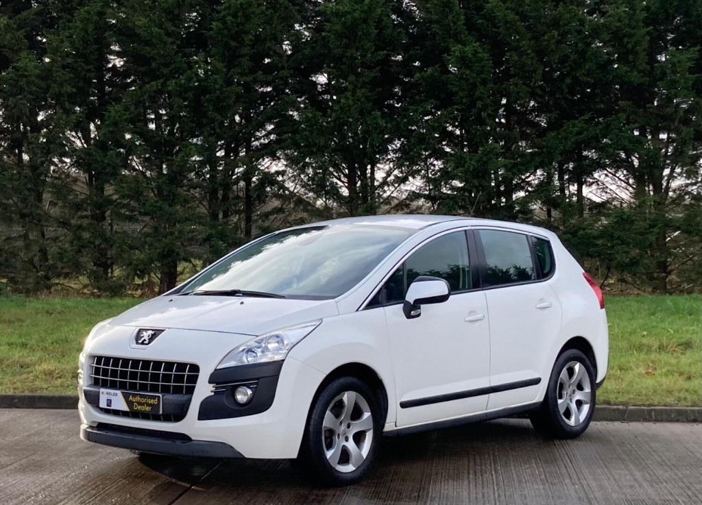 View PEUGEOT 3008 1.6 HDi Active 