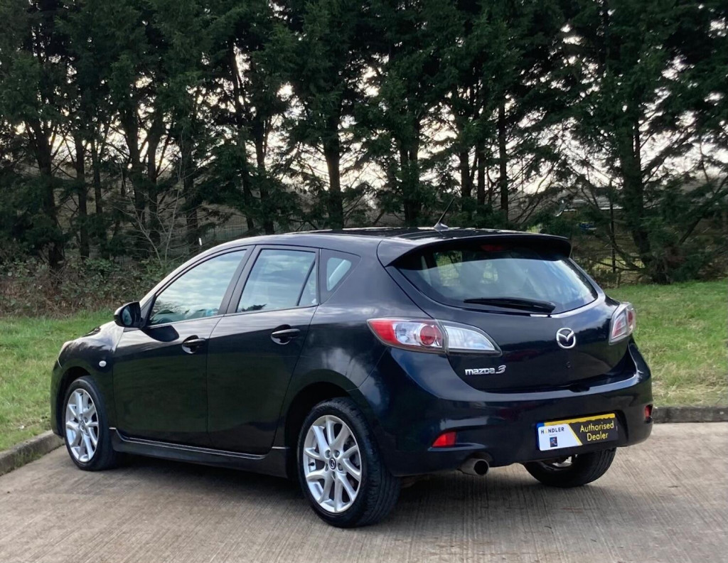 MAZDA MAZDA3