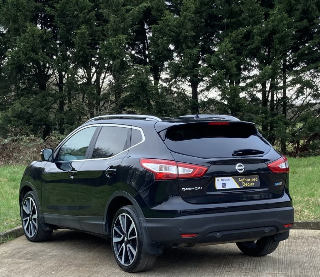 NISSAN QASHQAI