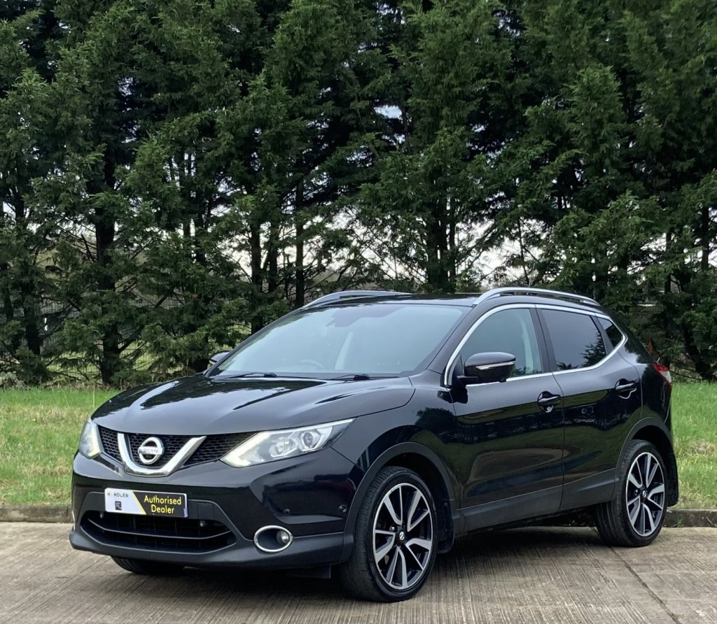 View NISSAN QASHQAI 1.5 dCi Tekna 