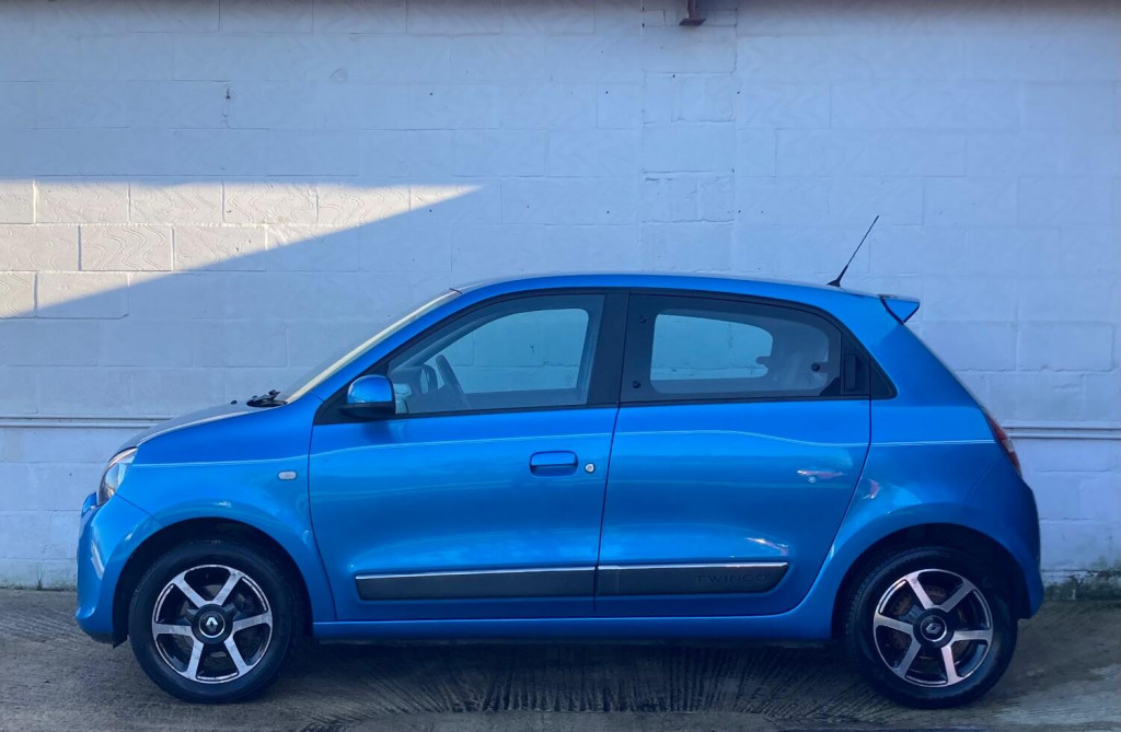 RENAULT TWINGO
