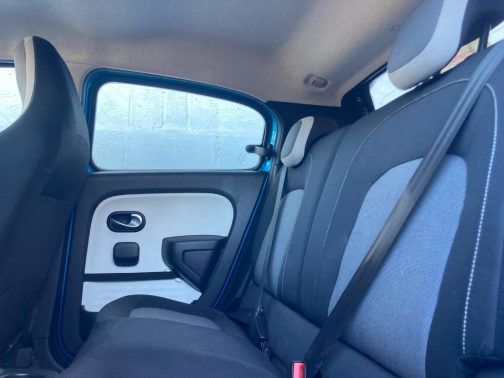 RENAULT TWINGO