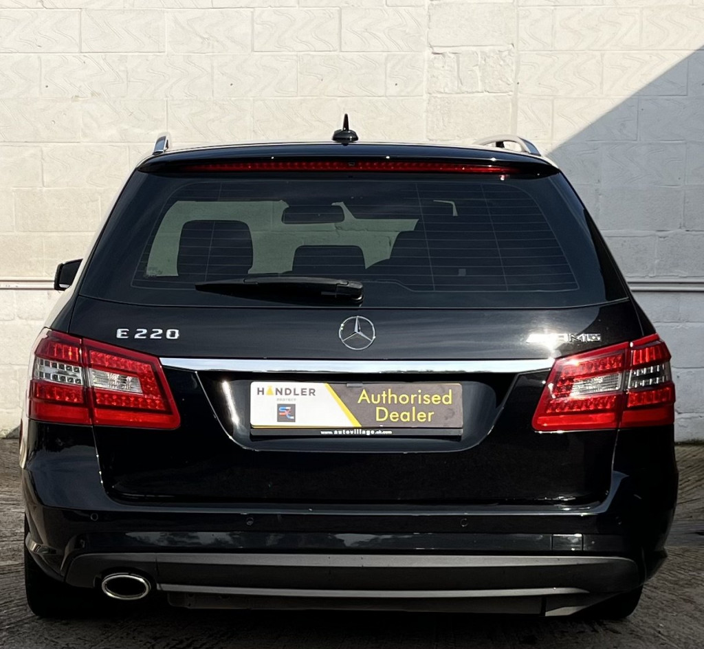 MERCEDES-BENZ E CLASS