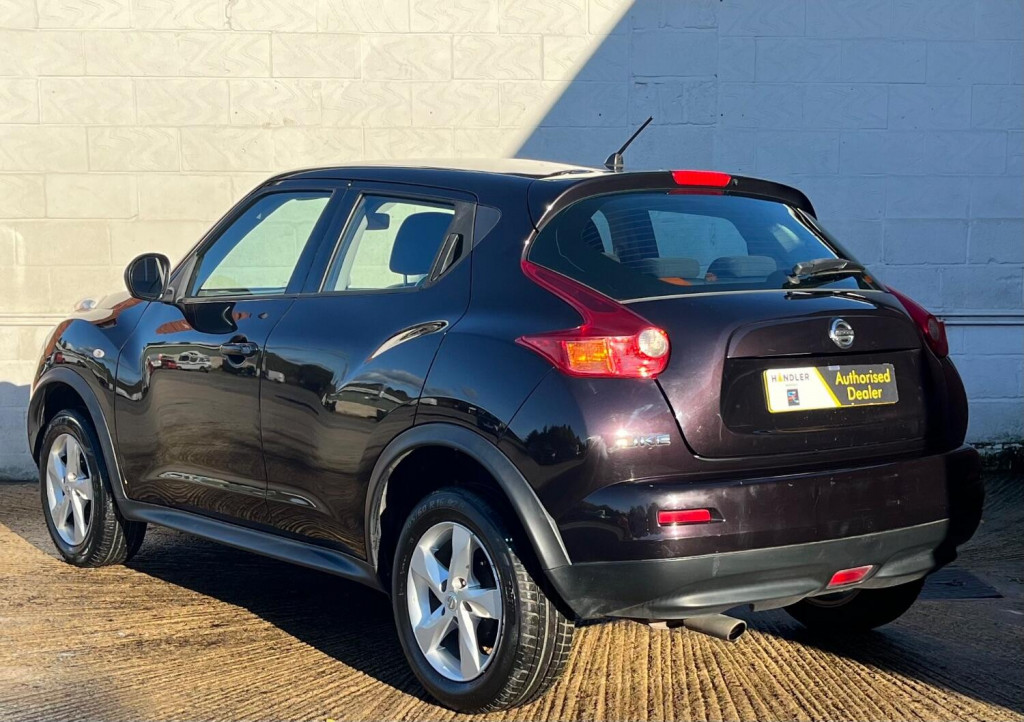 NISSAN JUKE