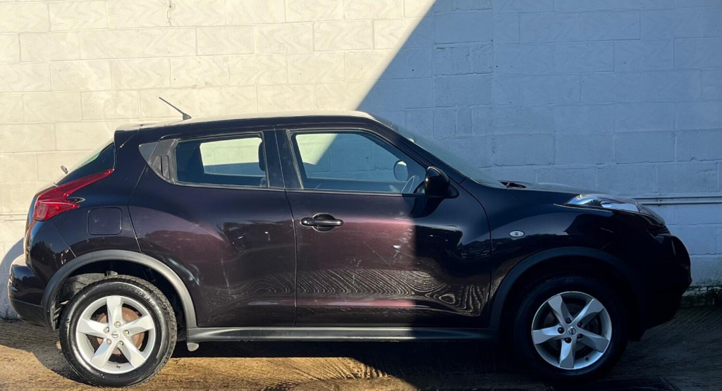 NISSAN JUKE