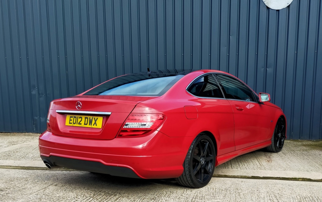 MERCEDES-BENZ C CLASS