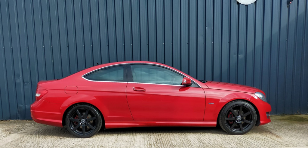 MERCEDES-BENZ C CLASS