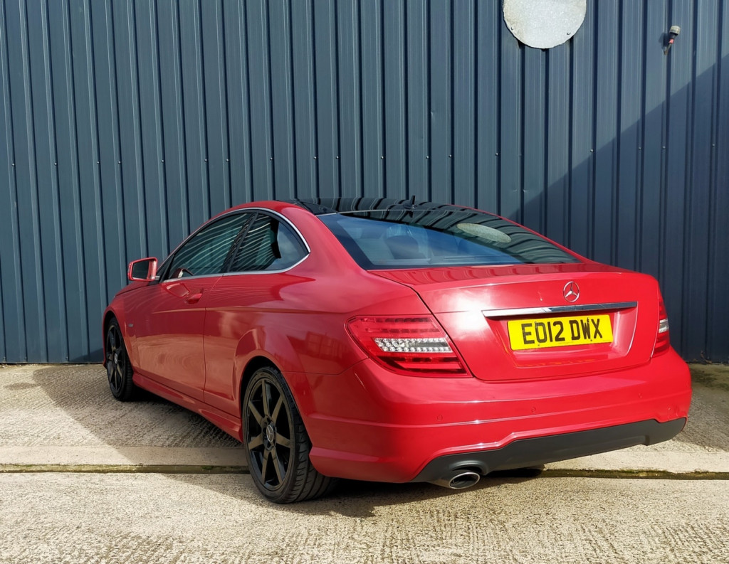 MERCEDES-BENZ C CLASS