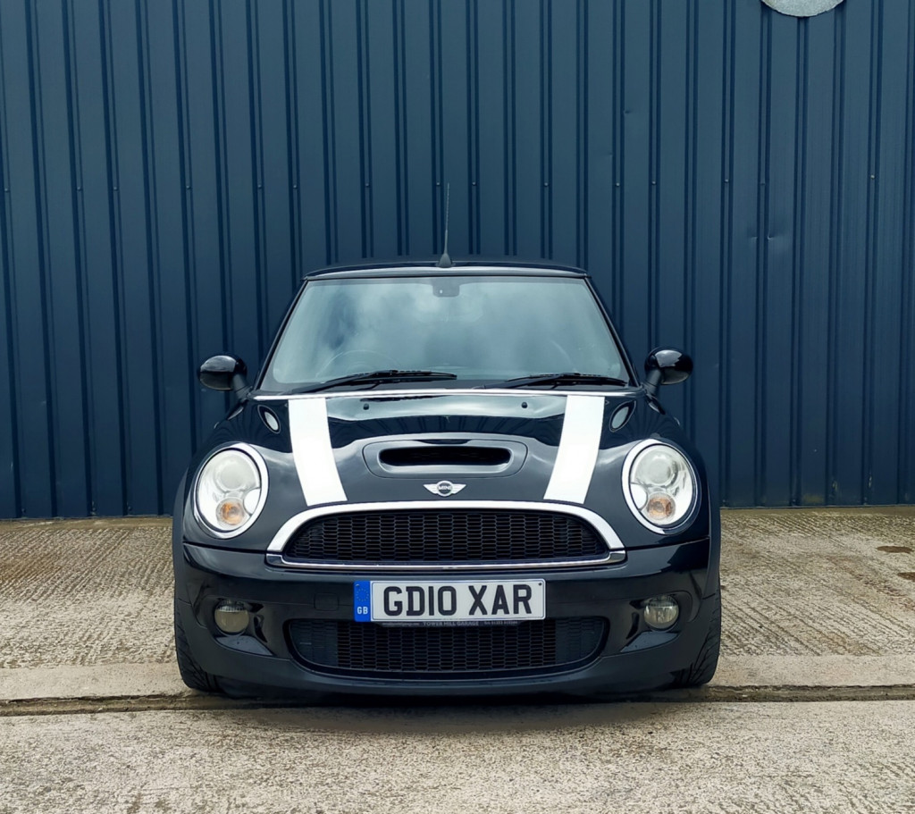 View MINI MINI COOPER S