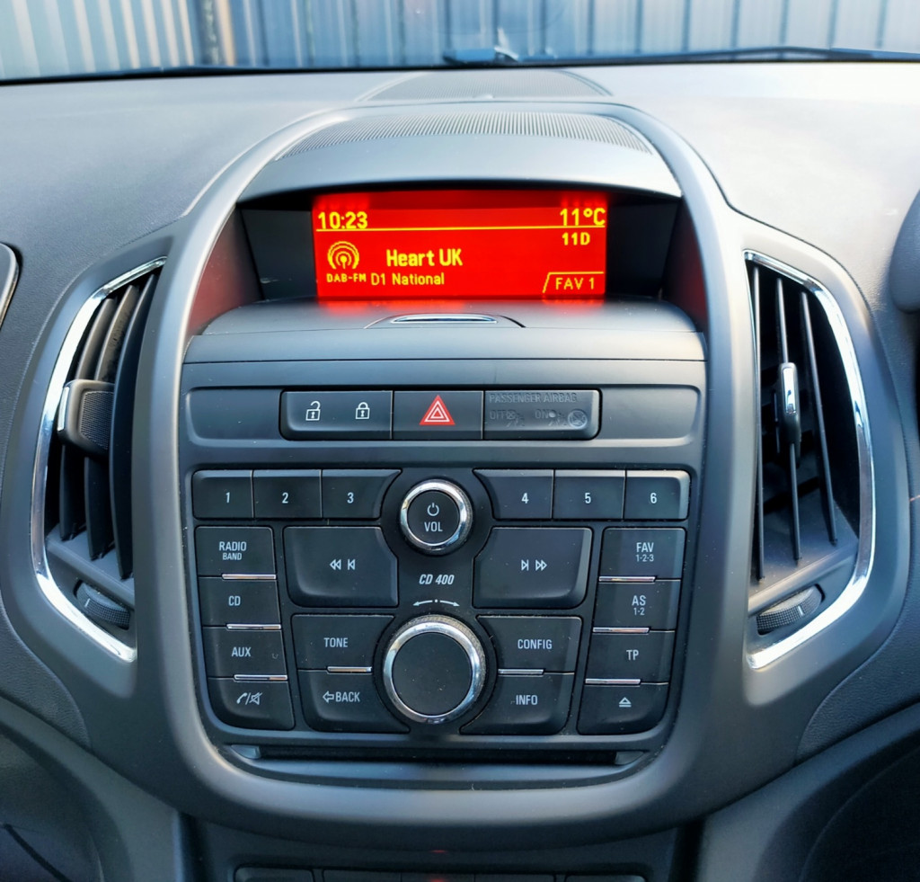 VAUXHALL ZAFIRA TOURER