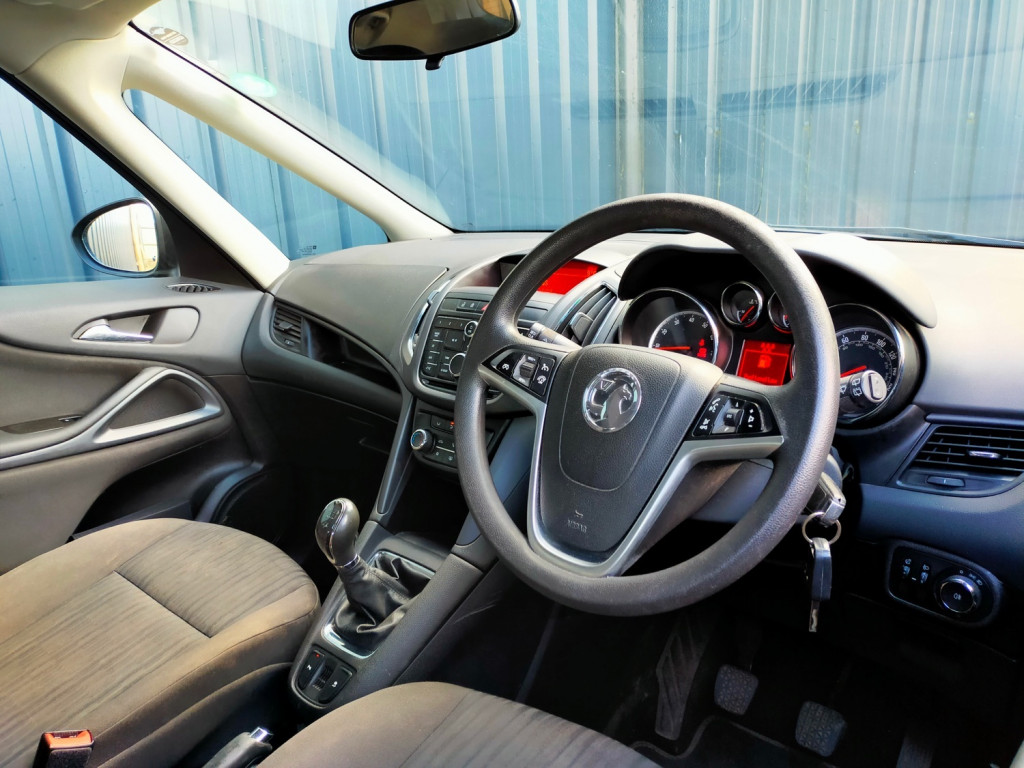 VAUXHALL ZAFIRA TOURER