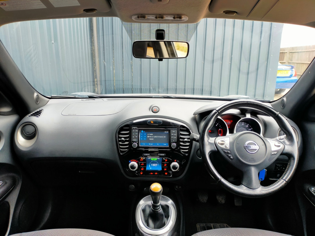 NISSAN JUKE
