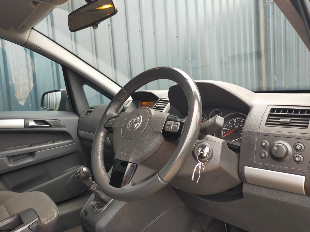 VAUXHALL ZAFIRA