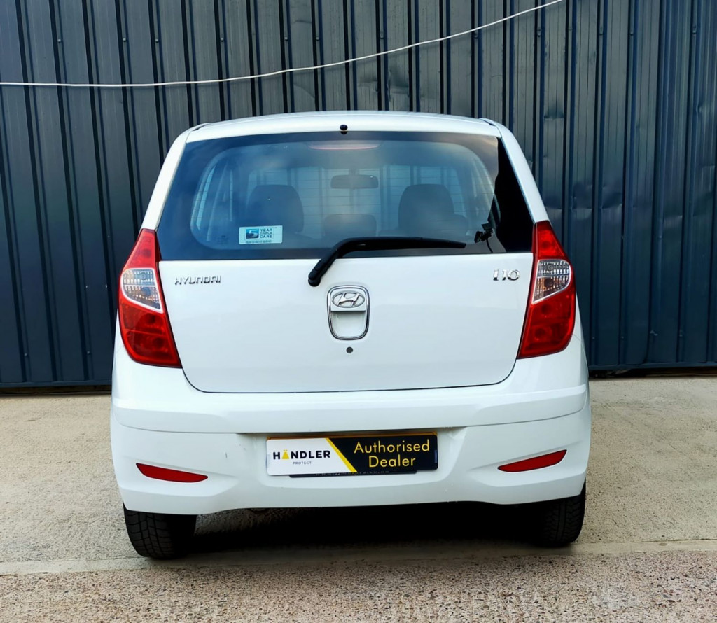 HYUNDAI I10