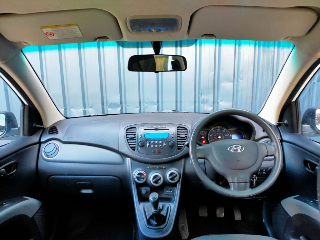 HYUNDAI I10
