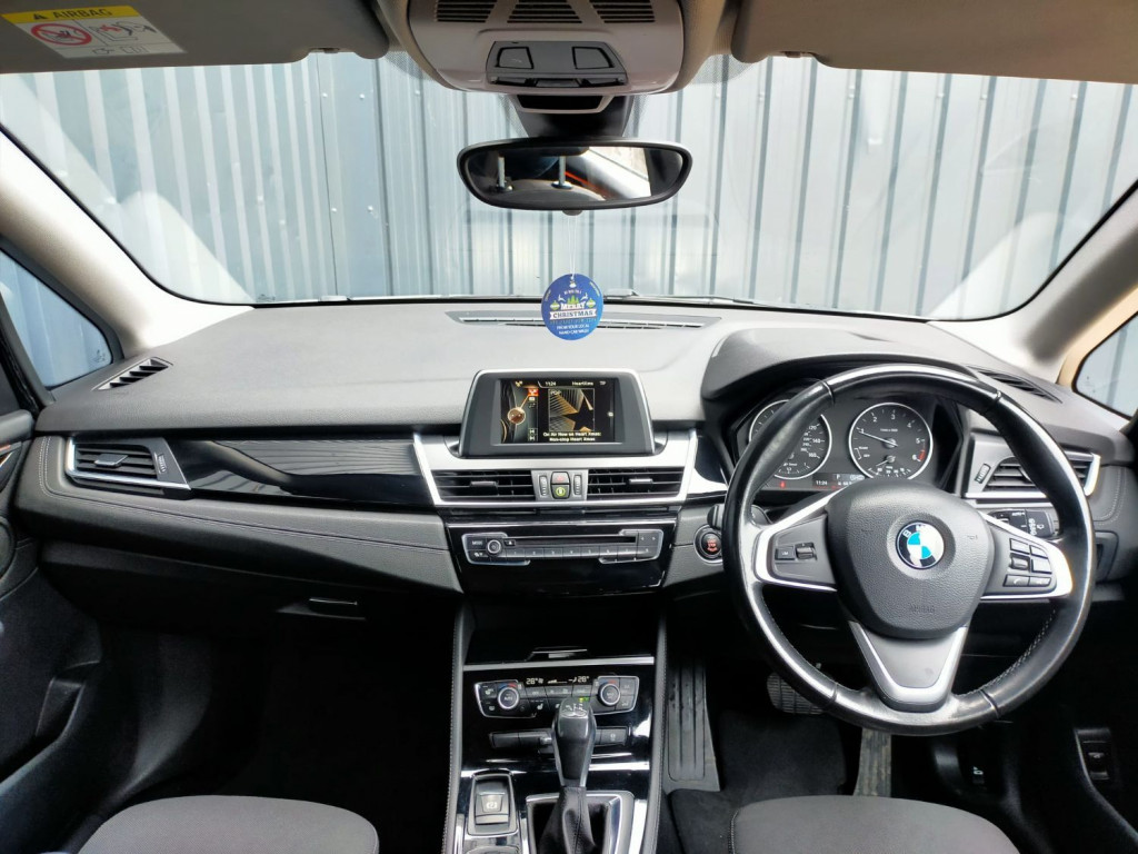 BMW 2 SERIES
