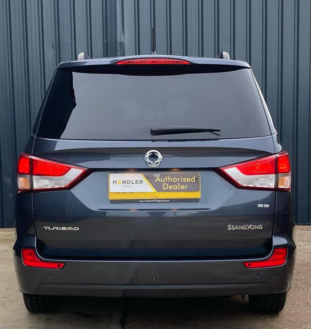 SSANGYONG RODIUS TURISMO