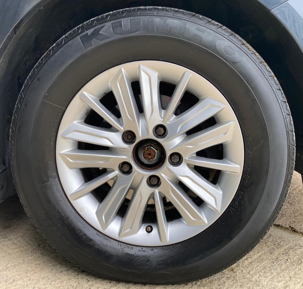 SSANGYONG RODIUS TURISMO