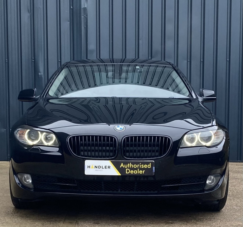 View BMW 5 SERIES 520D EFFICIENTDYNAMICS