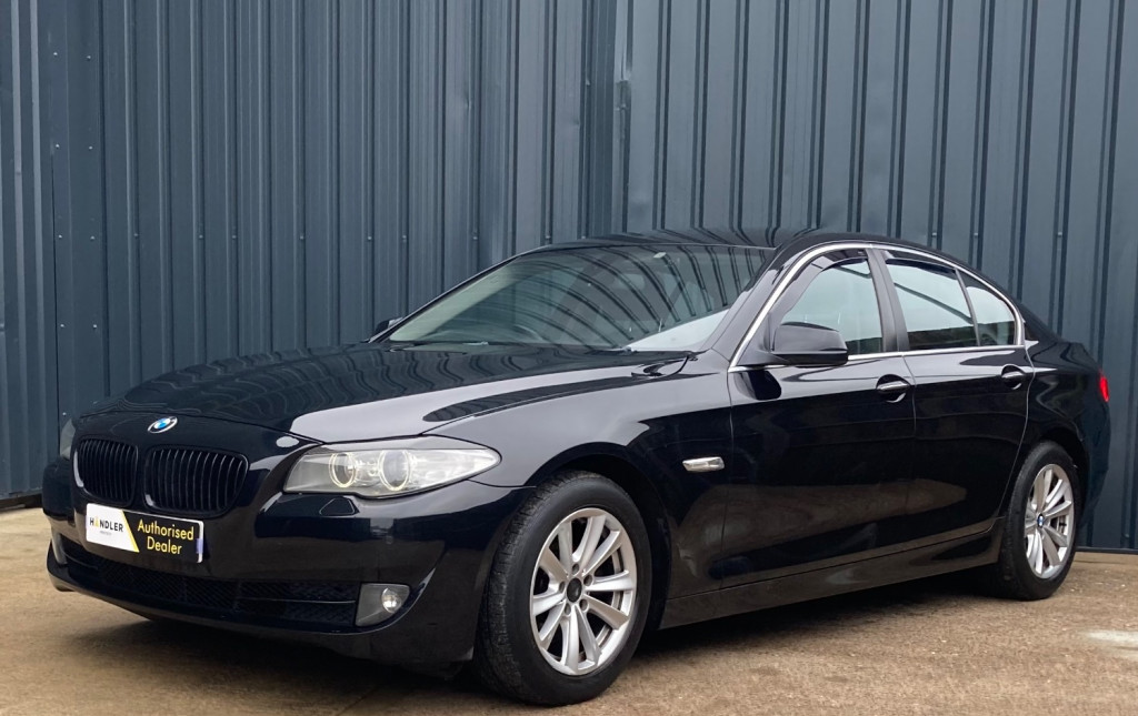 View BMW 5 SERIES 520D EFFICIENTDYNAMICS