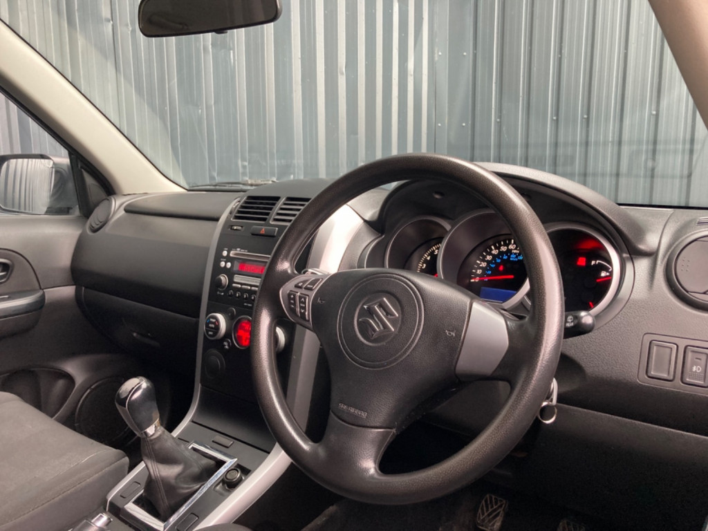SUZUKI GRAND VITARA