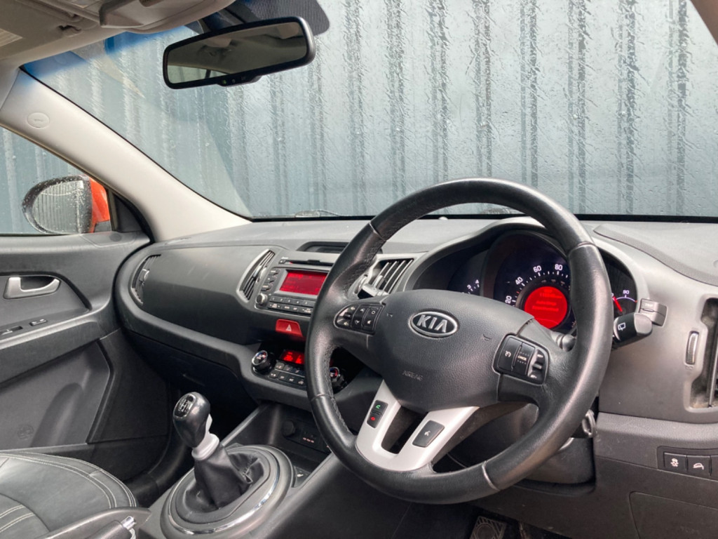 KIA SPORTAGE