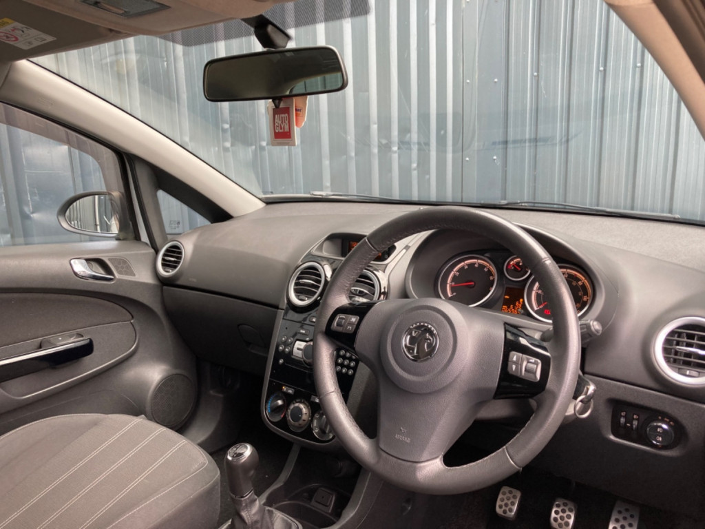 VAUXHALL CORSA