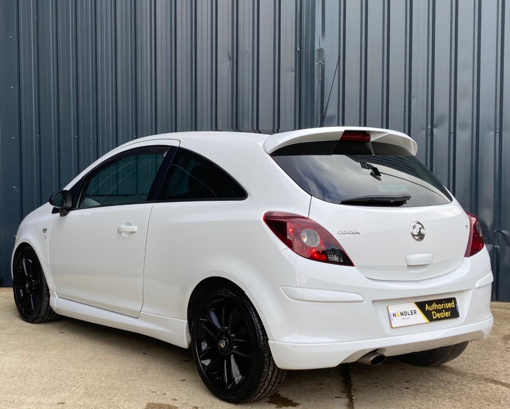 VAUXHALL CORSA