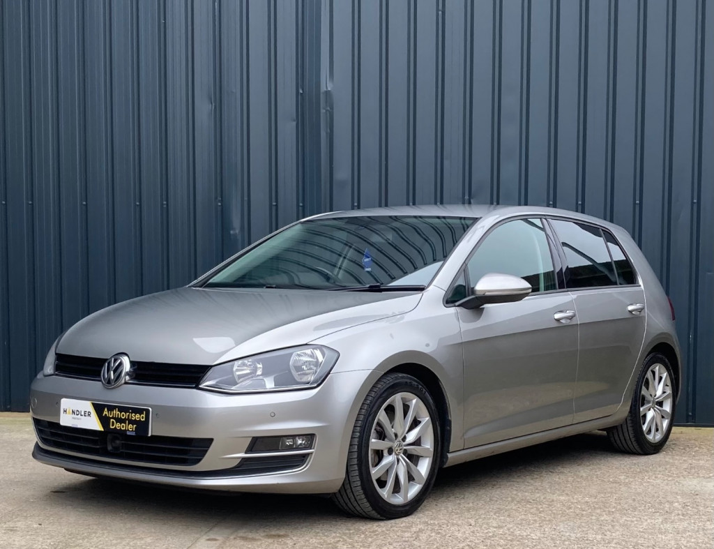 View VOLKSWAGEN GOLF GT TDI BLUEMOTION TECHNOLOGY