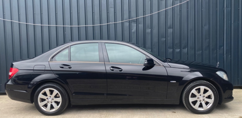 MERCEDES-BENZ C CLASS