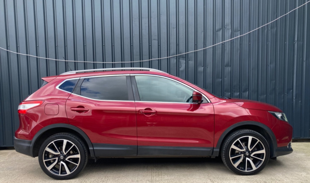 NISSAN QASHQAI