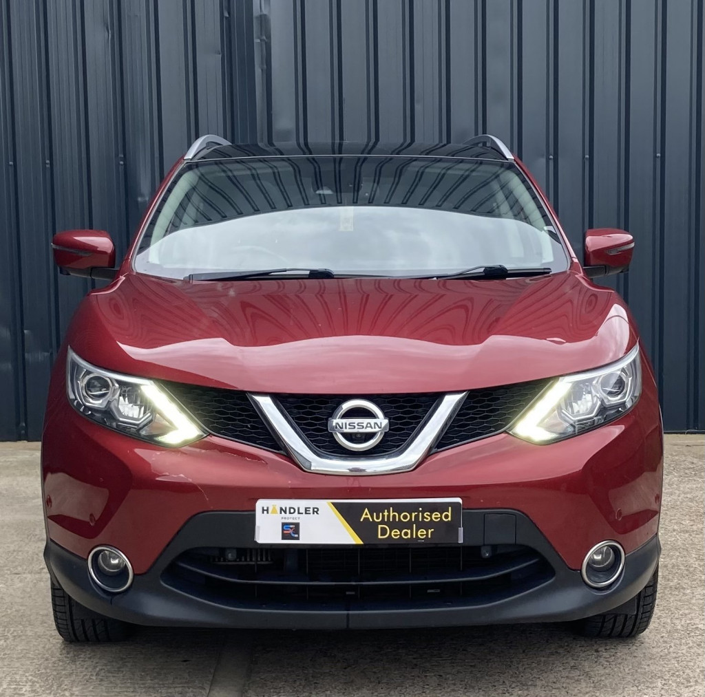 View NISSAN QASHQAI 1.6 dCi Tekna