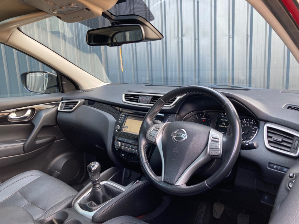 NISSAN QASHQAI