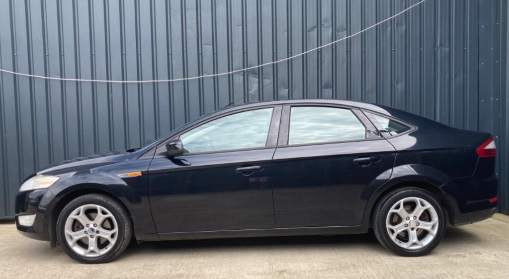 View FORD MONDEO 1.8 TDCi Sport