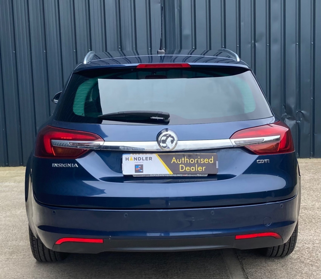 VAUXHALL INSIGNIA