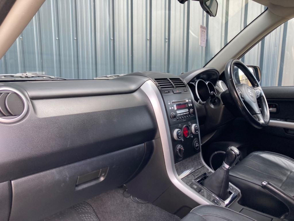SUZUKI GRAND VITARA