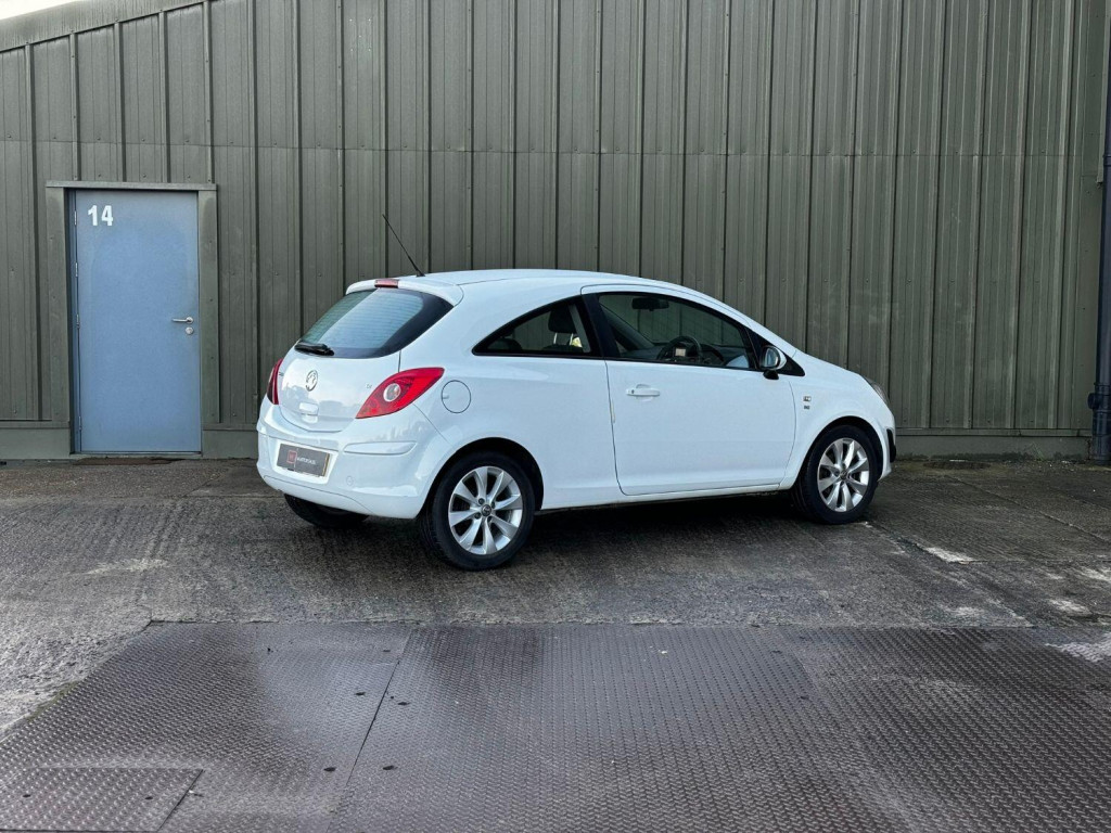 VAUXHALL CORSA