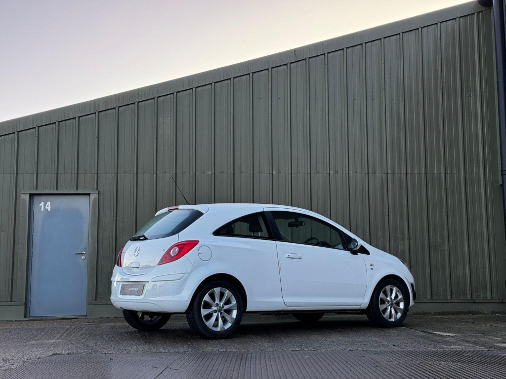 VAUXHALL CORSA