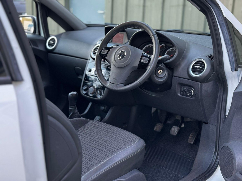 VAUXHALL CORSA