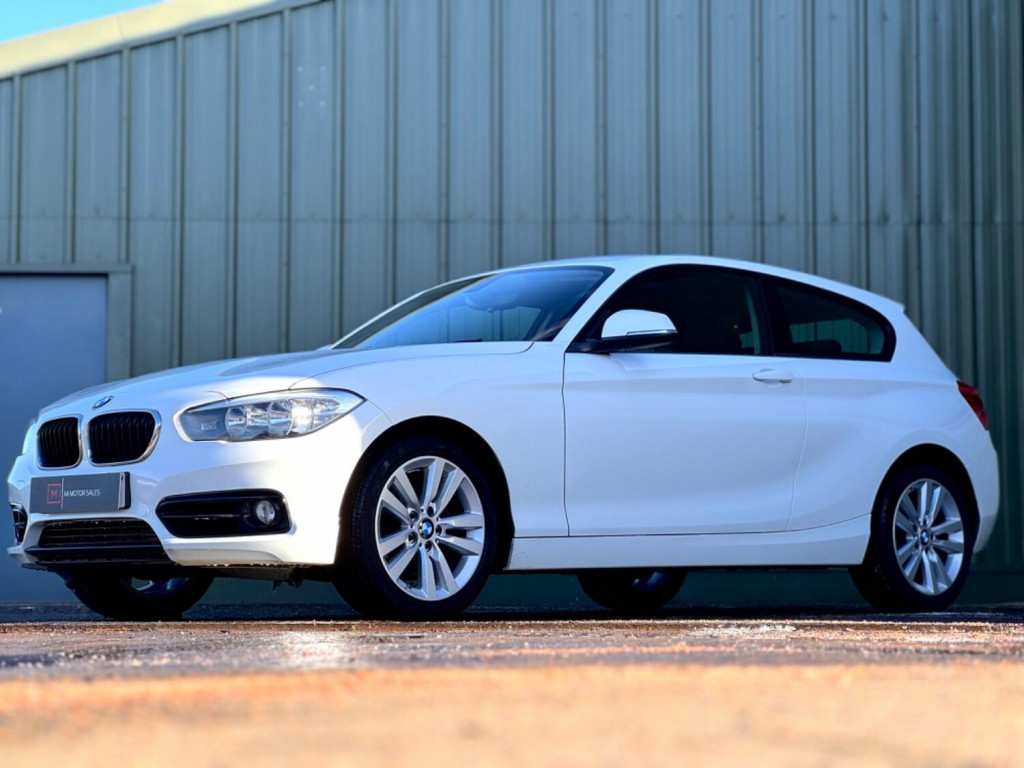 BMW 1 SERIES