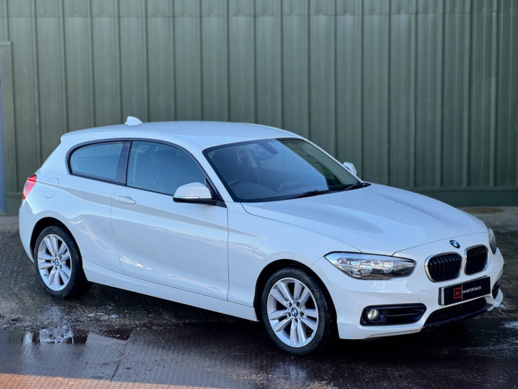 BMW 1 SERIES