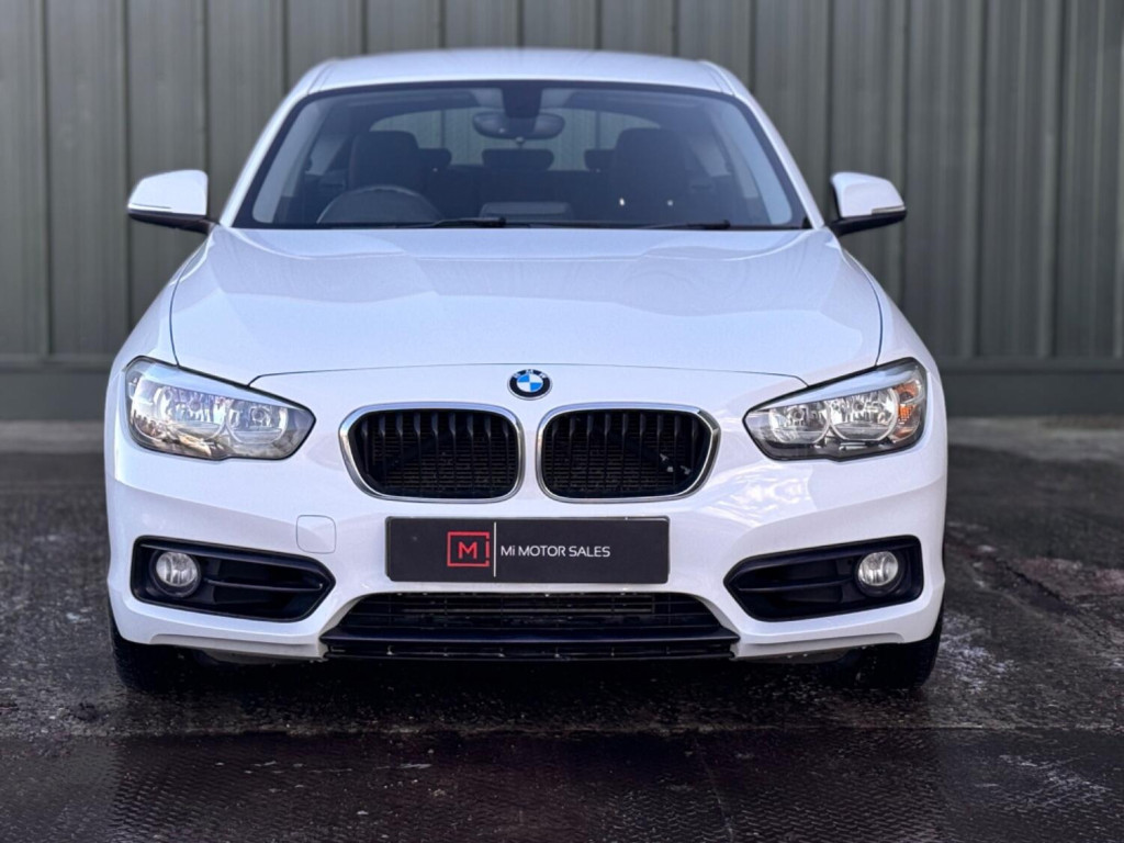BMW 1 SERIES