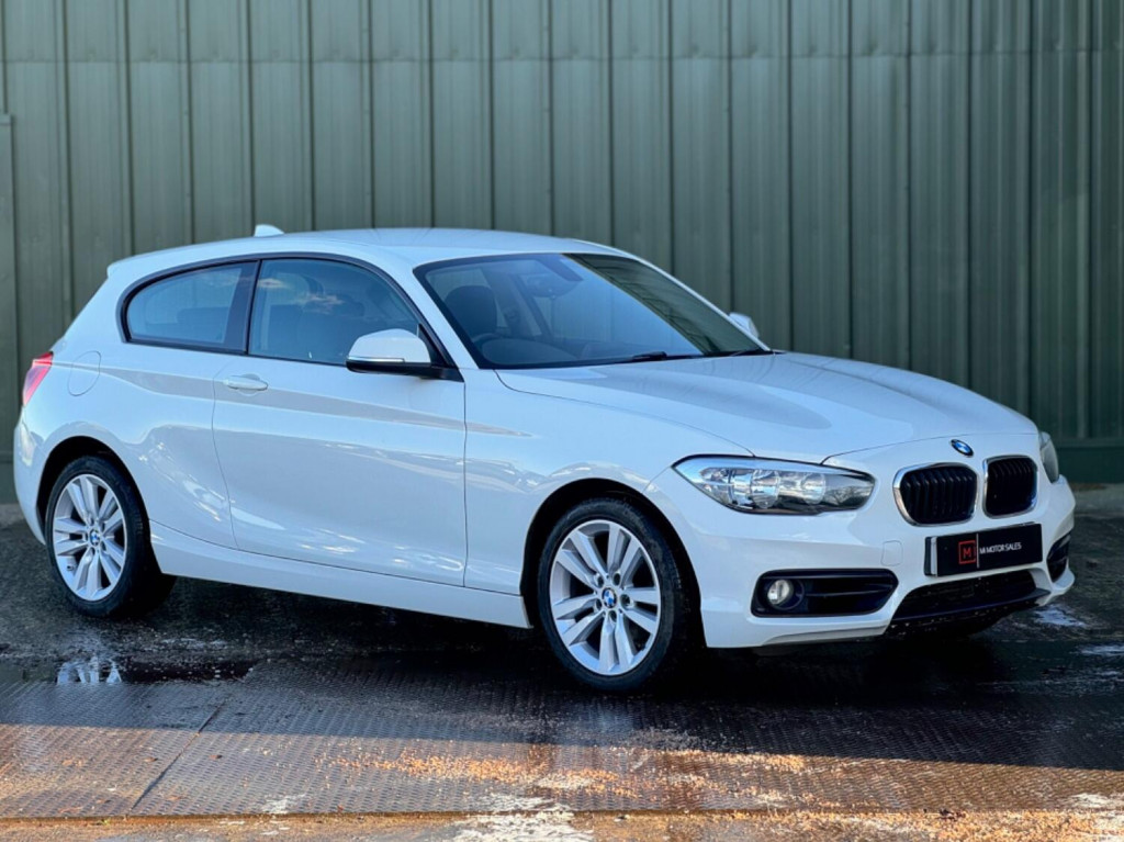 View BMW 1 SERIES 2.0 118d Sport 3-Door